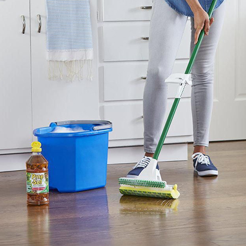 Pine-Sol Multi-Surface Cleaner Pine-Sol Multi-Surface Cleaner