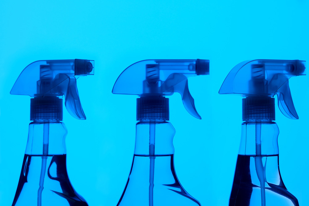 Bleach and Ammonia spray bottles