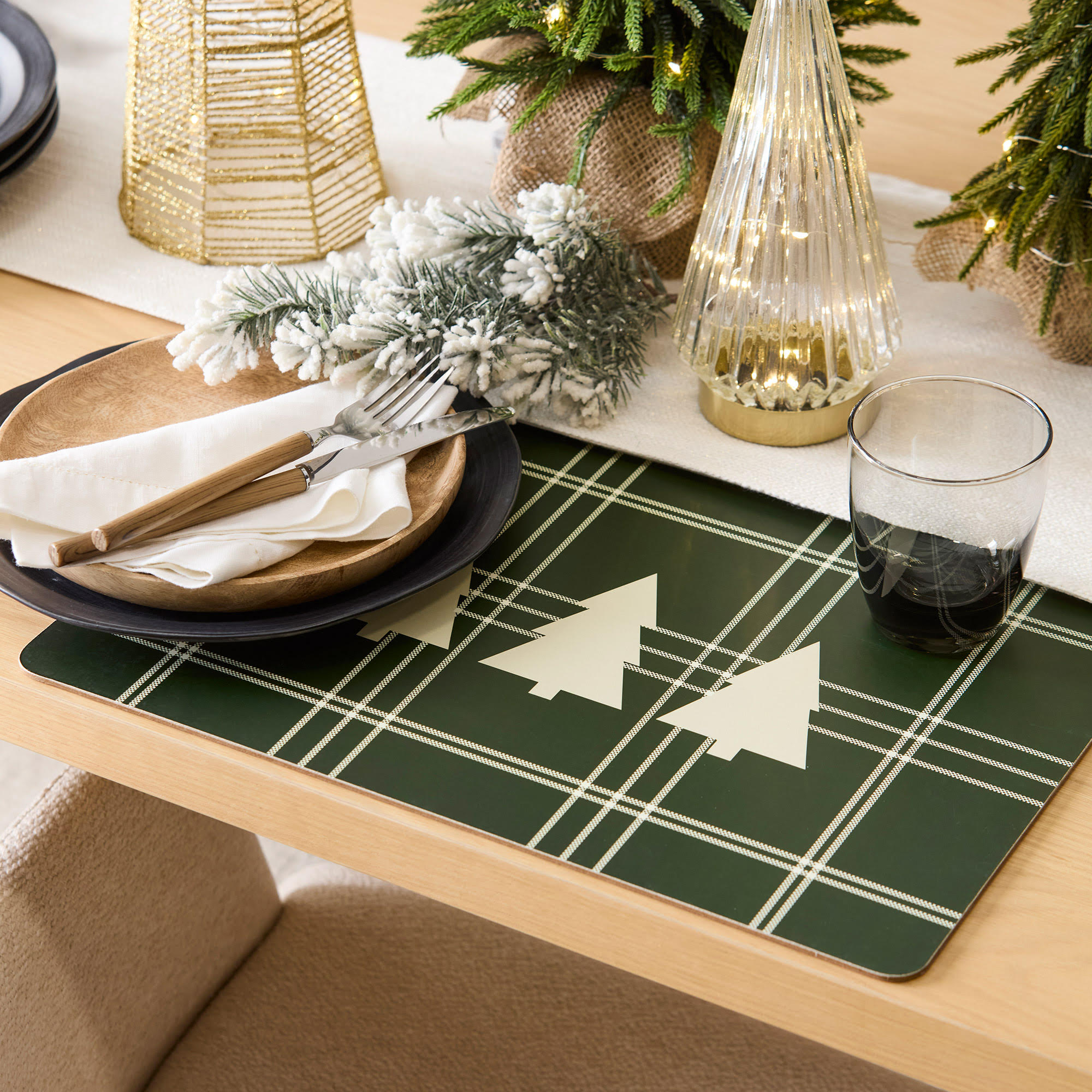 Christmas Cheer Plaid Christmas placements