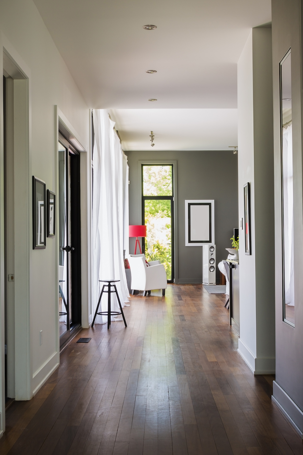 Do Keep it Bright bright hallway with dark wood floors