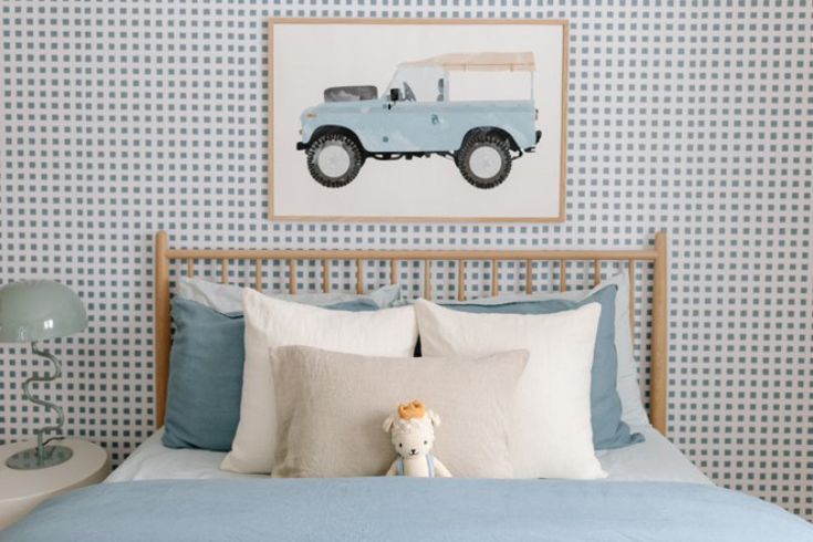 Cute Checkers Wallpapered kid's bedroom