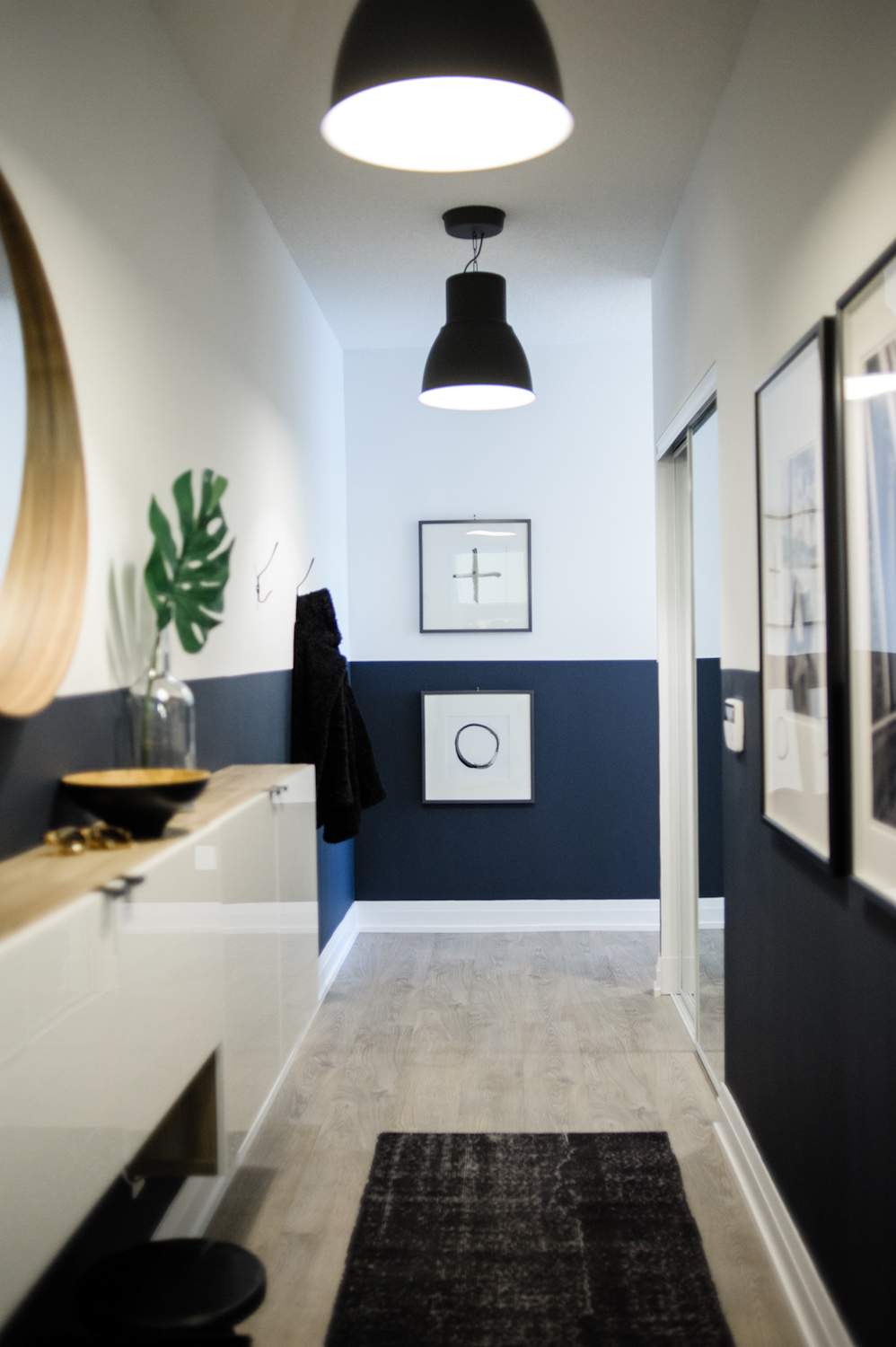 Do Paint Strategically modern black and white hallway with dark carpet