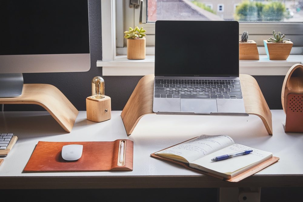 Decluttering Room by Room Oragnized Desk