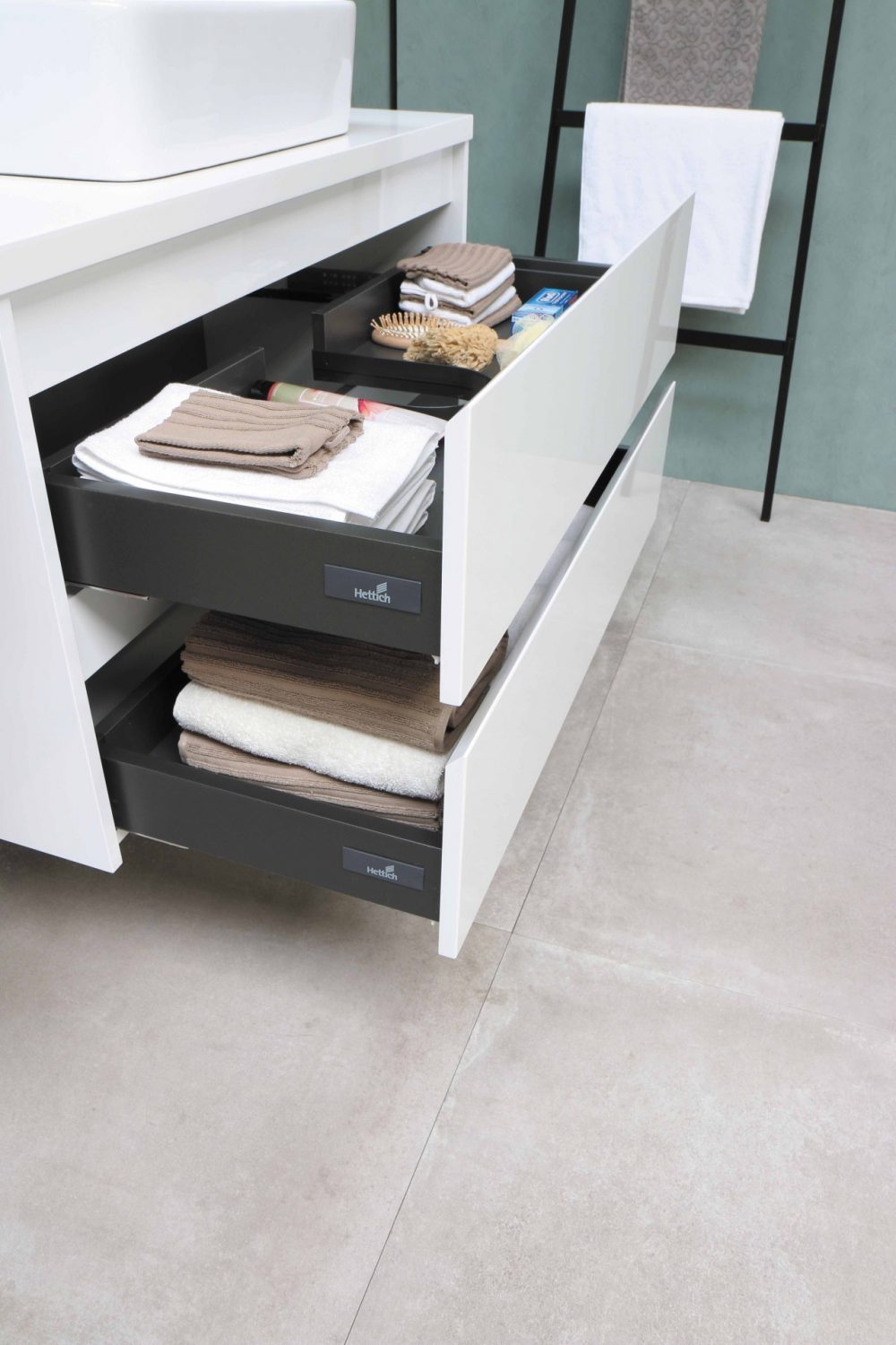 Decluttering Drawers Bathroom drawers