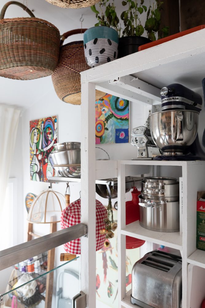 Hang Time White shelves with hanging baskets