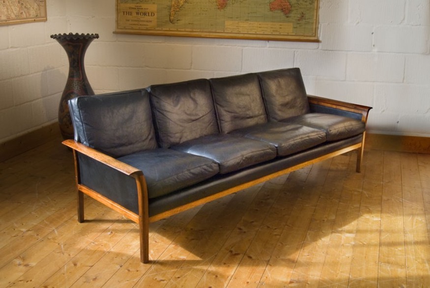 Mid-Century-Modern-Sofa Mid-Century-Modern-Sofa