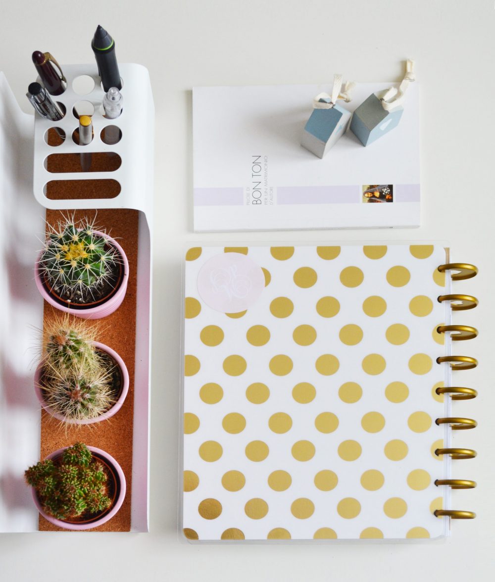 Don’t Stop, Won’t Stop Decluttering Compartmentalized stationary and decor on top of organized desk