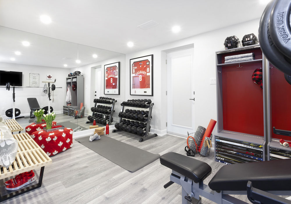 Happy Workout Home gym with red accents