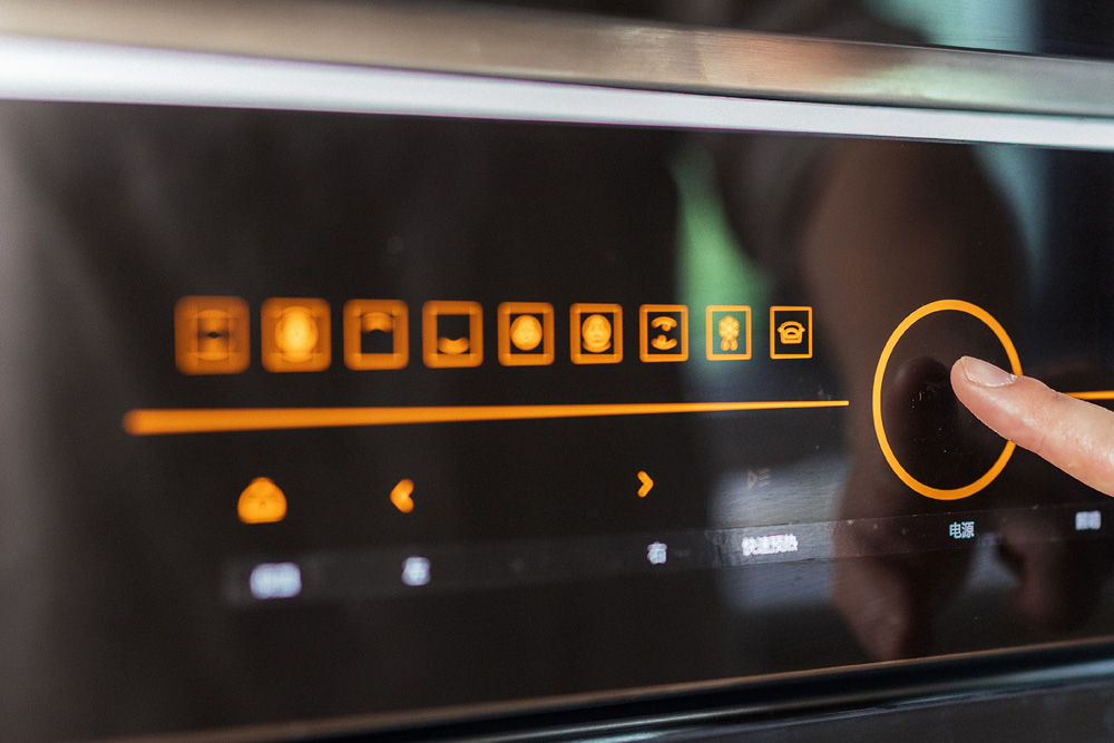 Use the Self-Cleaning Function Oven control panel